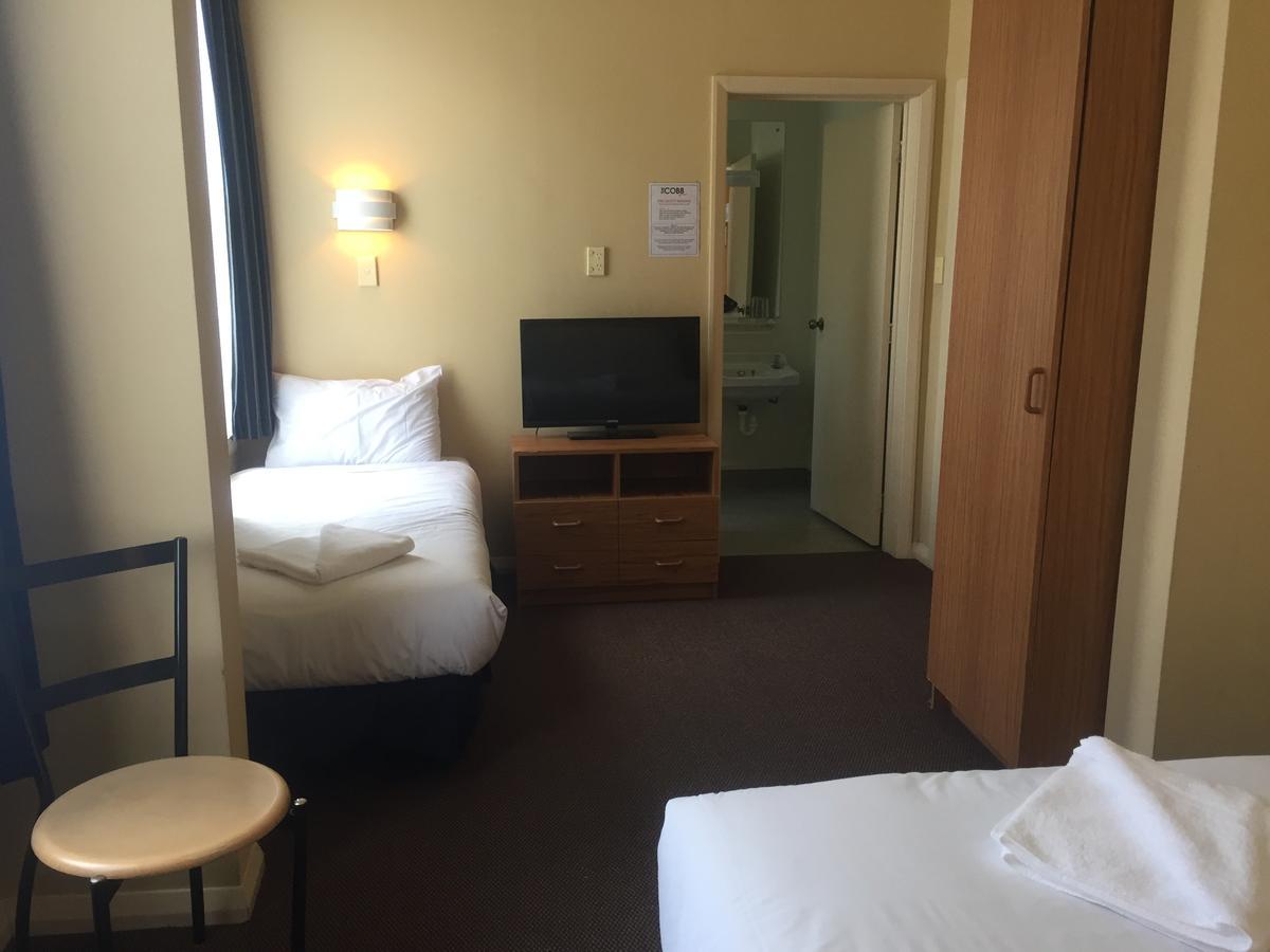 The Cobb Hotel Palmerston North Exterior photo